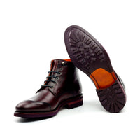 CAP TOE CHUKKA BOOT